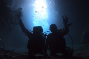 ３月２８日フミさんとノリさんの青の洞窟体験ダイビング