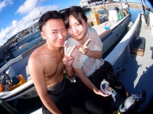 9月12日ユウスケさんとサエさんの沖縄で初めての青の洞窟体験ダイビング