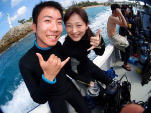 10月8日カズタカさんとトモコさんの青の洞窟体験ダイビング