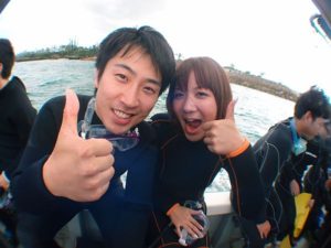 10月13日タカシさん、アサミさんの初ダイビングでクマノミ体験ダイビング２DIVE
