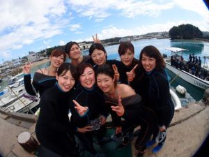 10月19日女子旅８名様のクマノミ体験ダイビングIN沖縄