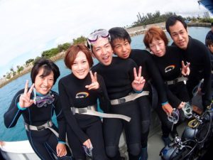 11月3日石橋様、田村様ご家族の青の洞窟体験ダイビング