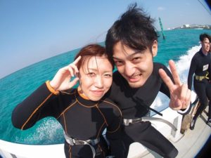 11月23日アキラさんとミナさんの青の洞窟体験ダイビング