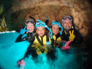 青の洞窟体験ダイビング　青の洞窟シュノーケル　2014年6月28日のお客様