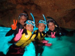 家族in青の洞窟