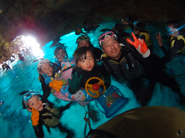 大西 敬子様より 青の洞窟シュノーケル クマノミ体験ダイビングの口コミ ダイビングショップ レイ